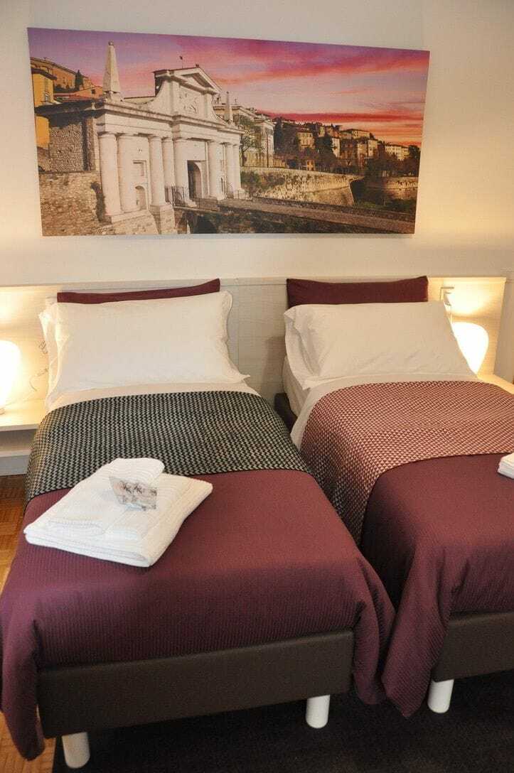 Citywalls Guest House Bergamo Ngoại thất bức ảnh